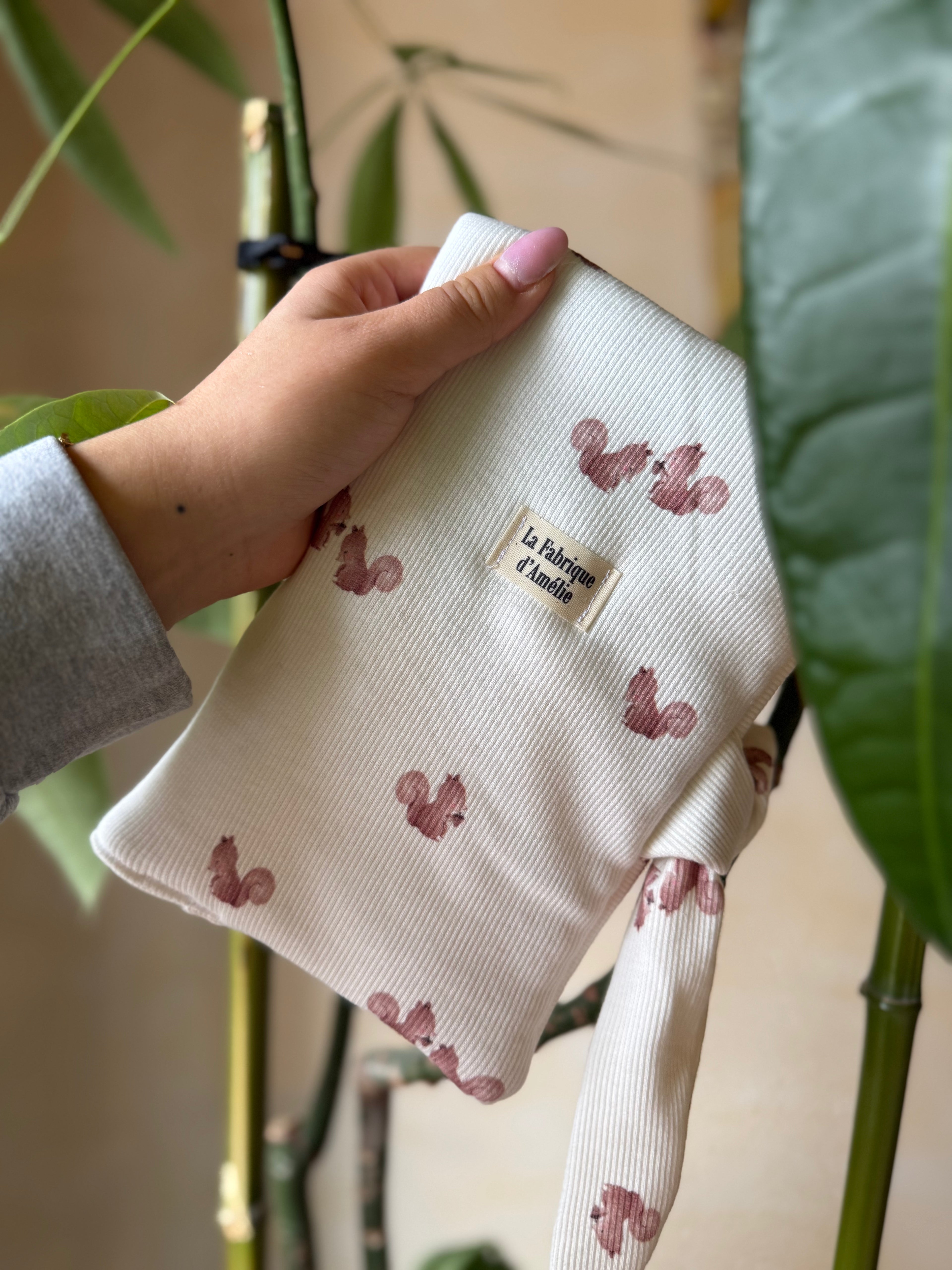 Protège carnet de santé écureuil